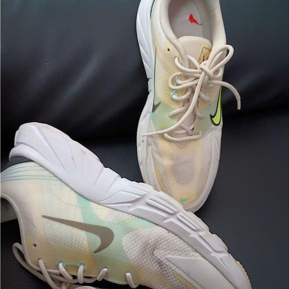 Nike Womens Alphina 5000 Running Training 👟 - Picture 2 of 5